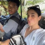 Coralie Porrovecchio Instagram - Premier jour à Zanzibar avec mes nouveaux meilleurs amis 🤍💚 On vit un rêve éveillé Zanzibar - Afrique .
