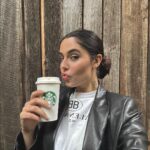 Coralie Porrovecchio Instagram - Vous êtes plutôt café, chocolat chaud, thé ? Moi je suis 100% HOT CHOCOLATE 🍫