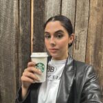 Coralie Porrovecchio Instagram - Vous êtes plutôt café, chocolat chaud, thé ? Moi je suis 100% HOT CHOCOLATE 🍫
