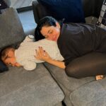 Coralie Porrovecchio Instagram - Merci 2022 !🤍🎆 Je laisse derrière moi une année remplie d’émotions, la naissance de Kingsley, les deux ans de Leeroy, un déménagement, 27 ans, une demande en mariage … et pleins d’autres belles choses ☺️ Merci la vie de nous avoir accordé une si belle année, pleins de rebondissements, pleines de nouvelles aventures 😍 En route pour 2023 avec de nouvelles ambitions, de nouveaux projets et objectifs 👍🏻🫱🏼‍🫲🏽🎉🤍