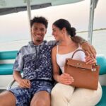 Coralie Porrovecchio Instagram - Merci 2022 !🤍🎆 Je laisse derrière moi une année remplie d’émotions, la naissance de Kingsley, les deux ans de Leeroy, un déménagement, 27 ans, une demande en mariage … et pleins d’autres belles choses ☺️ Merci la vie de nous avoir accordé une si belle année, pleins de rebondissements, pleines de nouvelles aventures 😍 En route pour 2023 avec de nouvelles ambitions, de nouveaux projets et objectifs 👍🏻🫱🏼‍🫲🏽🎉🤍