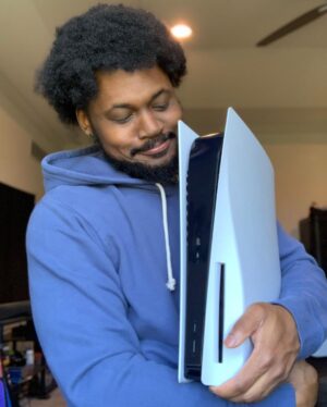 Cory Kenshin Instagram - You about to make me act up 🥴💙

@playstation #playstation #playstation5 #paid #PS5