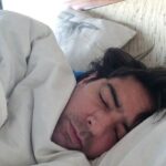 Cristián Riquelme Instagram - Primavera, época de #mosquitos a este me dio pena aplastarlo #chilegram #humor #buenjueves