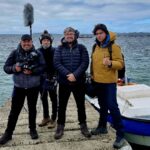 Cristián Riquelme Instagram - Retratando nuestro lindo sur de Chile. Grabando la segunda temporada de Islas de Chile. Gracias @kannuoutdoor por vestir a mi equipo de grabación! Seguimos.. #Chile #outdoor #vidaalairelibre