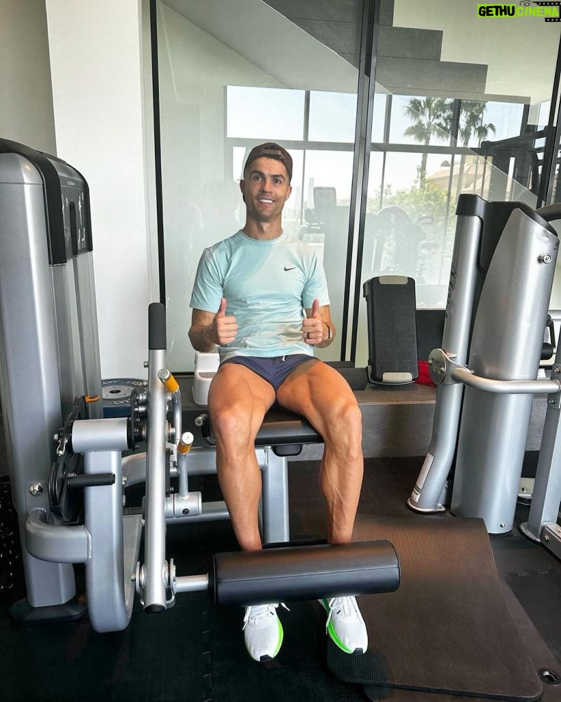 Cristiano Ronaldo Instagram - Can’t stop 💪