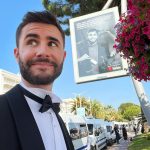 Cyprien Iov Instagram – L’affiche avec ma gueule au Festival de Cannes, ça fait quelque chose. 15 ans sur YouTube et y’a toujours des surprises, merci pour ça 🕴❤️ Cannes La Croisette