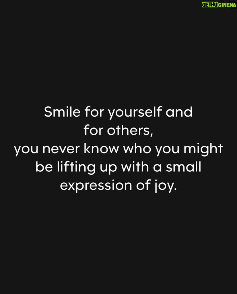 D-Nice Instagram - Lately, I’ve had so many reasons to smile. The blessings are flowing. Sending you all positive vibes.