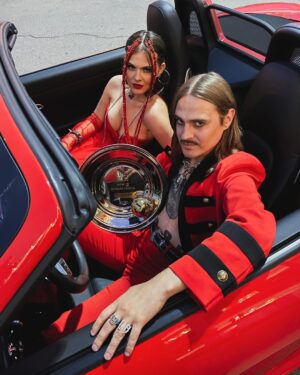 Илья Прусикин Instagram - Little big взял награду лучшая группа года на премии муз тв 20/21. Спасибо вам! Мы вернули поп ,как вы и просили!