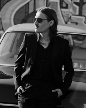 Илья Прусикин Instagram - Rich Bitch #littlebig  Photo by: @genenfeld