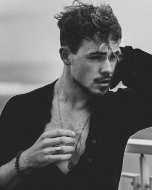 Dacre Montgomery Instagram - @perrywinklephotography