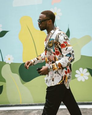 Dadju Djuna Nsungula Instagram - Sur la terre d’hospitalité…