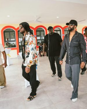Dadju Djuna Nsungula Instagram - Sur la terre d’hospitalité…