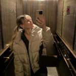 Dagi Bee Instagram - attachment : 10 images ✨ Weekly recap #48 Foto 1 : Aufzugselfies will never stop 🙅🏼‍♀️ Foto 2 : New nailssss who dis Foto 3 : New nailssss who dis 2.0 Foto 4 : Neues brumm brumm ( würde Nelio sagen ) 🥹 Foto 5 : Berlin für 4 Tage ✨ Foto 6 : Hotel selfcare for mommy Foto 7 : Dinner for 3 🤌🏼 @dr.emi @about_sush Video 8 : 1Live 👑 bts 🥲 Foto 9 : After 1Live 👑 Aufzugselfie Foto 10 : the best time = Neli time 🥹