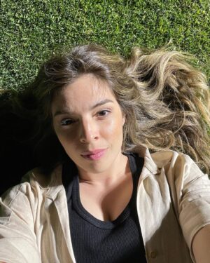 Dalma Maradona Instagram - Y como quien no quiere la cosa se termina el rodaje en Argentina! Y como no podía ser de otra manera me imagino que saben donde filmamos hoy… QUE EMOCIÓN TODO! Que equipo del carajo! GRACIAS POR ACOMPAÑARME CON TANTO AMOR Y RESPETO EN ESTE VIAJE! 🎥❤️