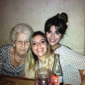 Dalma Maradona Instagram - Feliz día mamuchas de las que aprendo todos los días! ❤️Gracias por acompañarme en este camino de ser mamá! LAS AMO
