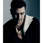 Dan Levy Instagram – DAN ❤
Dan Levy @instadanjlevy — the actor, writer and director behind the moving Netflix film, Good Grief — is the very first star our new SS24 CRAZY LOVE issue.
For Levy, working on his debut feature has become a form of therapy. Throughout the writing process, Levy was coming to terms with important losses in his life, creating a love letter to those who are gone and a story which gives real estate to the significance of adult friendships. We spoke to him about the emotional process of bringing the movie to life, the joys of shooting in Paris and making queer stories with a happy ending.
_
Pre-order the issue now to read the whole conversation > Link in Bio.
The SS24 Crazy Love issue will be out from mid-March in Paris and all around the world shortly after.
_
Dan Levy @instadanjlevy is captured by @aarondanielkirk & styled by @ryanwohlgemut
He’s wearing @loewe by @jonathan.anderson 
_
In conversation with @pm.onufrowicz 
Photography by Aaron Kirk  @aarondanielkirk
Fashion by Ryan Wohlgemut @ryanwohlgemut
EIC Michael Marson @badmickey 
Casting by Imagemachine Cs @imagemachine_cs 
Production by Lindsey Michelle Gardner @lindseymgardner 
Production Designer Montana Pugh @not.thestate at @mhs_artists
Grooming by Nicole Elle King @nicoleellemakeup at @thewallgroup
Digitehc Art Division @art.davison.photo
Behind the scenes videographer Jazz Jansen @yazzjansen 
Photographer’s assistant Keegan Keith @keegan_keith
Stylist’s assistant Naomi Phillips @_naomi_phillips
NYC Wardrobe assistant Gabe Bass @thegabebass 
Production assistant Andrea Scanniello @hashbrownmami666 
_
#BehindTheBlindsMagazine
#DanLevy
#GoodGrief
#CrazyLoveIssue
#BTB16