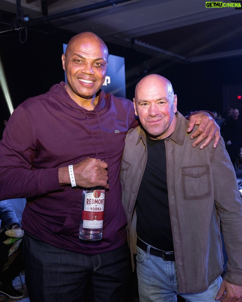 Dana White Instagram - @charleswbarkley x @danawhite at @powerslap! #PowerSlap6