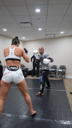 Dana White Instagram - Cerminara vs Barber is LIVE and FREE NEXT on @ESPN! #UFC299