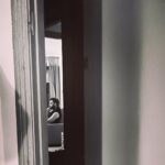 Dani Rovira Instagram - Constantemente el mundo y sus caprichos nos hacen de espejo…