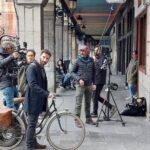 Dani Rovira Instagram - Anoche acabamos el rodaje de #ElBusDeLaVida dirigida por @iboncormenzana Qué peli tan bonita y tan de verdad, creo, hemos hecho. Gracias al pueblo de #Orduña por acogernos y a todo el equipo por su trabajo, talento y dedicación. He tenido compañeros increíbles. Ha sido un VIAJE, con todas las letras. Orduña, Vizcaya