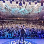 Daniel Instagram - Muito obrigado Santo André/SP!! Por essa noite linda, especial e por nos receberem com tanto carinho!! ❤️🌹 Fotos: Vandinho Tellis . . #DanielNaEstrada #Daniel40Anos #DanielCelebraJoãoPauloeDaniel #ProduçãoDaniel Clube Atlético Aramaçan