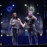 Daniel Instagram - Nosso agradecimento a cada um de vocês que estiveram presentes e tornaram o nosso show tão especial durante a volta da turnê. Foi uma noite incrível, e isso se deve em grande parte à energia positiva que recebemos. Confira no Facebook e Site [link na bio] o álbum completo e repleto de momentos inesquecíveis do show de Sorriso/MT!! ❤️🌹 Fotos: Vandinho Tellis . . #DanielNaEstrada #Daniel40Anos #DanielCelebraJoãoPauloeDaniel #ProduçãoDaniel Sorriso MT