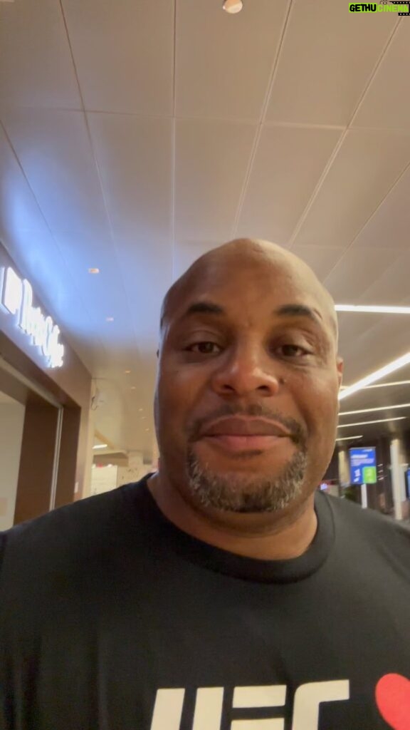 Daniel Cormier Instagram - UFC 292 is a wrap, my post fight reaction will be live at 12 eastern/ 9 pacific. It’s early and your boy is already heading back to the bay! O’Malley is the new king hear my thought. Link in my bio DC