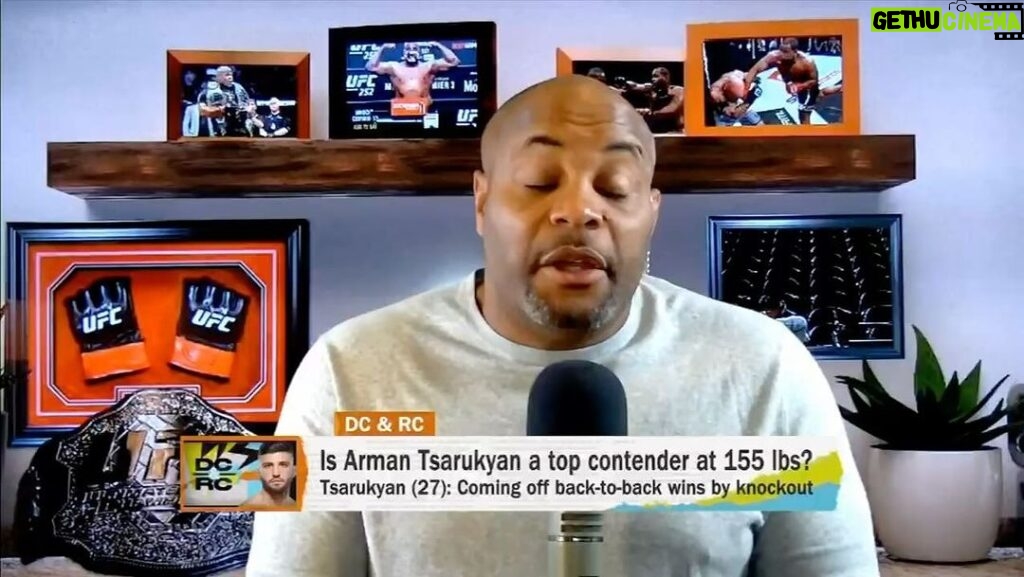 Daniel Cormier Instagram - Today on DC&RC we talked about Armans big win last weekend and what should be next. We also discussed Mike Chandlers theory that Conor is stalling him out and the Bobby Green stoppage. Link in my bio. What a fun show @realrclark @espnmma