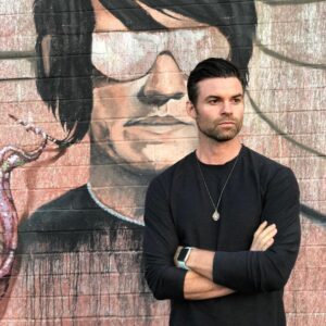 Daniel Gillies Instagram - bruce me.

p.c. — @rachaelleighcook