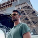 Daniel Gillies Instagram - just because 🇫🇷❤️