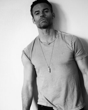 Daniel Gillies Thumbnail - 599K Likes - Most Liked Instagram Photos