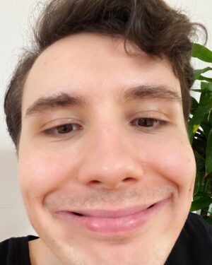 Daniel Howell Instagram - lockdown locks length how do we feel