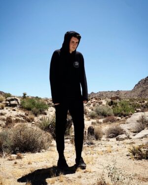 Daniel Howell Instagram - commit to the aesthetic even if you are dying in the middle of a desert