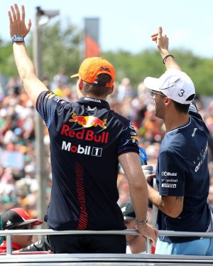 Daniel Ricciardo Instagram - Sundays like they used to be