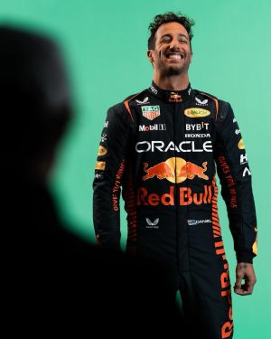 Daniel Ricciardo Instagram - Familiar and cute