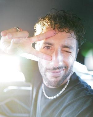 Daniel Ricciardo Instagram - Hello