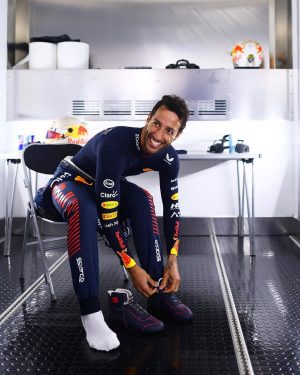 Daniel Ricciardo Instagram - When the news drops that you’ll be back on the #F1 grid at the next race…

@ChristianHorner commented: “It’s great to see that Daniel hasn’t lost any of his form while away from racing. We are very excited to see what the rest of the season brings for Daniel on loan at @alphataurif1.”

#F1 #RedBullRacing #DanielRicciardo