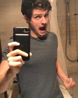Daniel Sharman Instagram - Please watch @mediciseries on Netflix tomorrow. 
The people who helped make it are very special. I put a lot into it (and went mad as you can see) and I hope you watch it right to the last moment. It is a true honor to have got to tell Lorenzo’s story in all its twists and turns. 
Watch all episodes tomorrow and go as mad as I did. I’ll be so grateful to meet you in the madness x