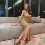 Daniella Rahme Instagram - Golden nights✨ #DaniellaRahme #دانييلا_رحمة One&Only One Za'abeel