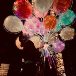 Daniella Rahme Instagram - Light up the sky 🌌🎈 #DaniellaRahme #دانييلا_رحمة