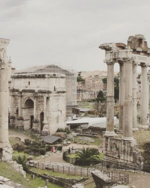 Danielle Campbell Instagram - More pictures from Rome. (Great caption. I know ;)