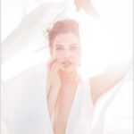 Danielle Campbell Instagram - ☀️ Photographer: @tizianolugli Styling by: @keneeanddshaunte Make Up: @dillonpena Hair: @hairbybradleyleake