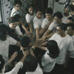 Danilla Riyadi Instagram - Bisa manggung sama @tigapagimusic selalu seneng buat aku tuh. Lagu-lagunya suka banget; semuaaa! Sempet beberapa kali kolaborasi sama @tigapagimusic juga, aduh.. sukaa, seneng. Ada untuk mengisi suara di 10 tahunan Roekmana's Repertoire itu adalah mega bahagia ultimate buatku secara personal, dapet ambiance yang aku rindu, bisa khusyuk nyanyi jadi perjalanan spiritual. Terima kasih @tigapagimusic dan tim, selalu berbahagia untuk semua. Wardrobe by @kidungparamadita Photo by @hafizanshidqi