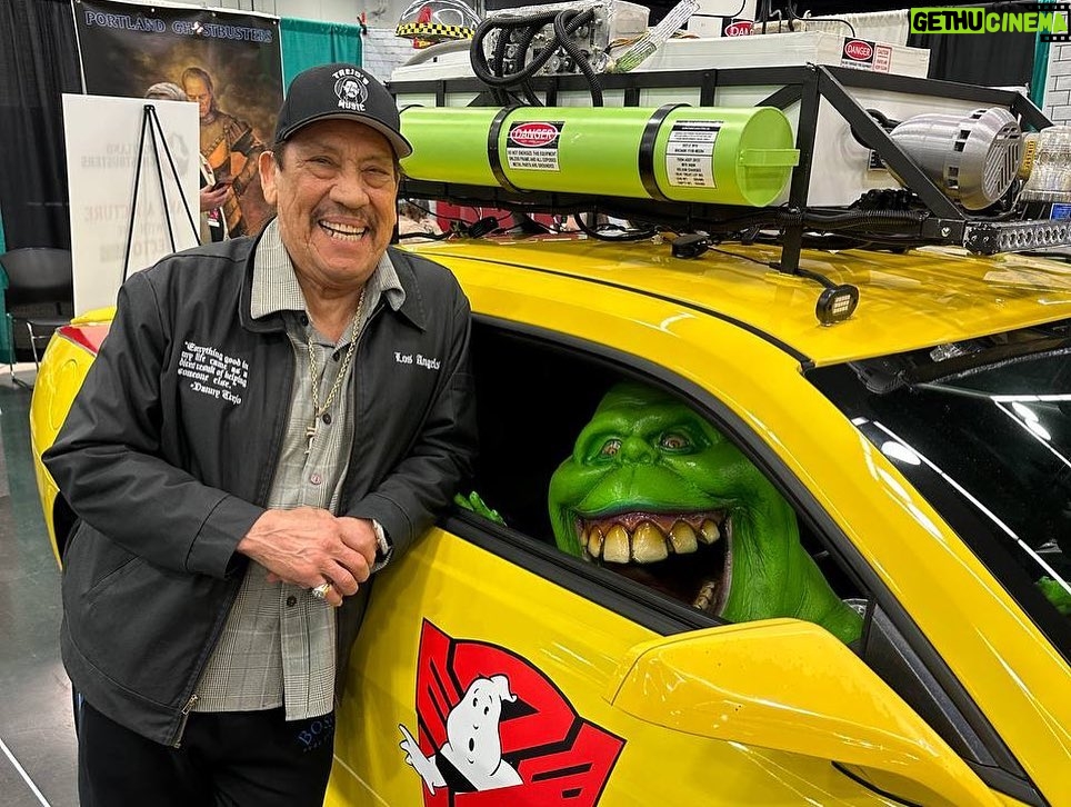 Danny Trejo Instagram - My first day at @fanexpoportland was great. Machete ain’t afraid of no ghosts, I’ve become an honorary Ghost Buster! Come join us for the final day Tomorrow, you won’t want to miss out on all the fun! #FanExpoPortland #starwars #ghostbusters #machete Oregon Convention Center