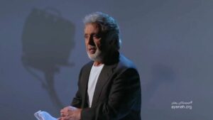 Dariush Eghbali Instagram - همت کن و از عزم خود یاری طلب که پشت شب میشکند
که جلوه خورشید ما پلاس شب ز خانه بیرون فکند
کن رها بازوی در بند مرا، پای در بند دماوند مرا
خیز و چیره شو بر خطر، فکر چاره کن همسفر
فکر چاره کن همسفر…

#همبستگی #همبستگی_ملی #پذیرش #تفاهم #اتحاد #رهایی #آزادی