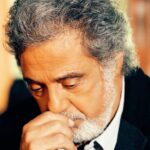 Dariush Eghbali Instagram - زیر پاهای تو هستم، تو منو زنده نگه دار‫…‬ داریوش: بوف کور‬ شعر: فرهاد عزیزی | @far_azz آهنگ و تنظیم: فرزاد فتاحی | @fattahifarzad کارگردان: کوجی زادوری | @kojiland