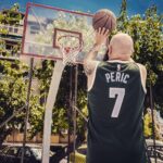 Darko Peric Instagram – Friday I’m in love!
❤🏀
📷@panayiotis_simopoulos 
#pma #baller4life #goodtimes Basketball