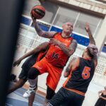 Darko Peric Instagram - El otro día nos juntamos para hacer unas pachangas y decir alto STOP BULLYING!!! Gracias a @acbcom y a todos los participantes ! The other day we gathered to play some hoops and say loud STOP BULLYING!!! Thanks to @acbcom and to all amazing people who participated in the event! #stopbullying #baller4life #basketball Barcelona