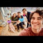 Darren Criss Instagram - a very happy birthday to my longtime drinking buddy and sometime good friend @therealleech . wives & babies galore… so much to celebrate. 🍻🤘😎 🇮🇪