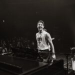 Darren Criss Instagram - Thank you for a bloody brilliant time, 😎 RADelaide 😎, 🤘 yes-we-f*kn CANberra🤘, 🪄 Melbourne MAGIC 🪄 , 🔮 ¡ Holy Hobart ! 🔮 , 🌟 Superfox Sydney 🌟 - Thank you for a bloody brilliant time. Left three weeks ago but still reeling. Y'all are a whole lotta BEEYOOTIFUL and I can't wait to come back to 🇦🇺 soon!